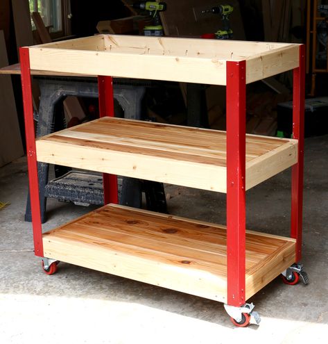 How to build a DIY rolling grill cart - free plans and tutorial! Diy Kitchen Cart, Grill Cart, Rolling Kitchen Cart, Wooden Cart, Building A Kitchen, Kitchen Island Decor, Modern Kitchen Island, Diy Kitchen Storage, Rolling Cart