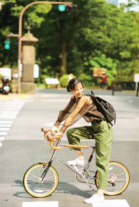 Biking Reference, Bike Style Women, Bike Reference Photo, Pose With Bike, Person On Bike Reference, Riding A Bike Reference, Person Riding Bike, Person On Bike, Bicycle Reference