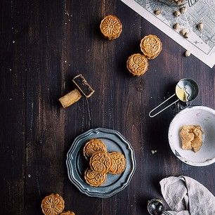 Traditional Cantonese Mooncakes Chinese Cheesecake, Moon Cakes, Lotus Seed, Red Bowl, Golden Syrup, Bean Paste, Mid Autumn, Mid Autumn Festival, Moon Cake