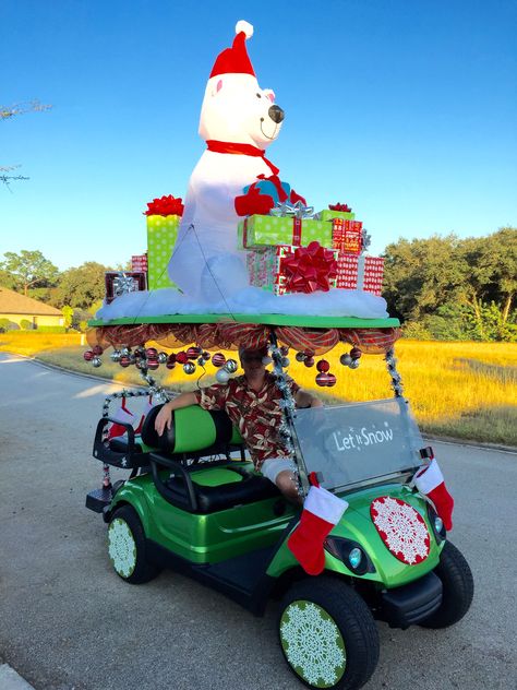 best in show! Christmas golf cart parade :) Atv Christmas Parade Ideas, Utv Christmas Parade Ideas, Golf Cart Christmas Parade Ideas, Golf Cart Christmas Decorating Ideas, Christmas Caravan, Golf Cart Decorations, Christmas Parade Floats, Parade Ideas, Caravan Ideas