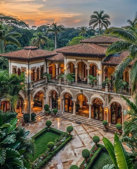 Mediterranean Mansion, Mansion Exterior, Hacienda Style Homes, A Mansion, Dream Life House, Fantasy House, Spanish House, Mediterranean Homes, Luxury Homes Dream Houses