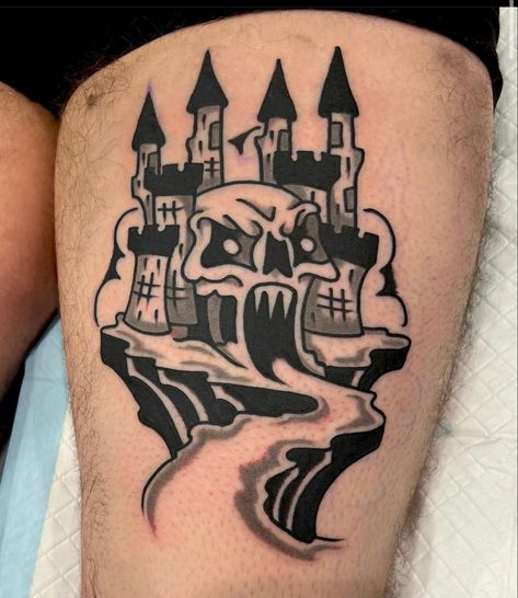 Trad Castle Tattoo, American Trad Tattoo Black, Skull Castle Tattoo, Traditional Black Tattoo, Evil Skull Tattoo, Castle Tattoo, Traditional Tattoo Inspiration, Vintage Tattoo Design, Skull Sleeve