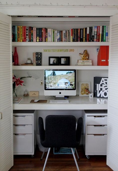 Small Home Office Desk, Ikea Small Spaces, Cheap Closet, Closet Desk, Office Diy, Home Office Closet, Ideas Closet, Ikea Closet, Closet Office