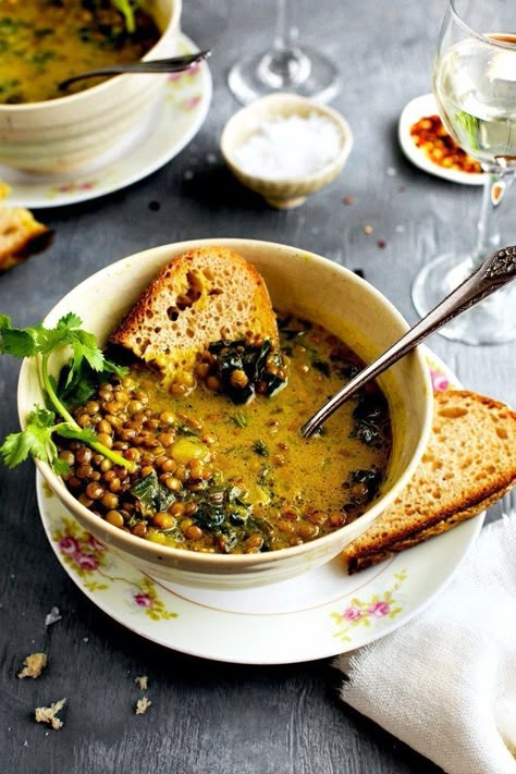 Coconut Basil French Green Lentil Soup - #lentilsoup #soup #vegansoup - CaliZona Green Lentil Soup, Green Lentil, French Green Lentils, Vegan Lentil Soup, Winter Soup, Veggie Meals, French Green, Liquid Diet, Green Lentils