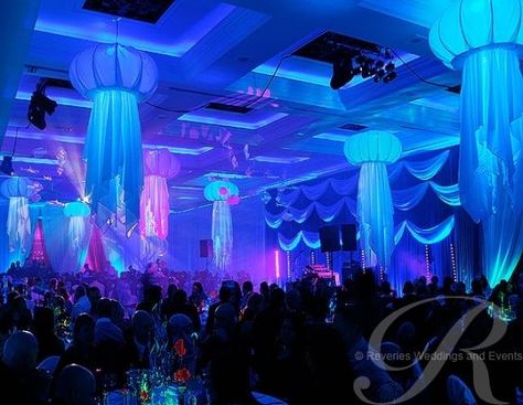 Underwater Theme Party, Underwater Wedding, Homecoming Themes, Underwater Party, Themed Wedding Decorations, Aquarium Wedding, Prom Themes, Underwater Theme, Dance Themes