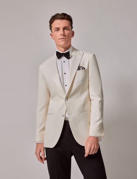 Men's White Tuxedo Jacket - 1913 Collection | Hawes & Curtis White Tuxedo Wedding, White Tuxedo Jacket, Ivory Suit, Groom And Groomsmen Suits, Groom Tux, Anti Bride, Black Dinner, Off White Jacket, Wedding Tuxedo