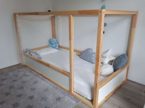 Roof for Ikea Kura Reversible Bed: 6 Steps Ikea Kura Floor Bed Hack, Floor Bed Ikea, Cama Ikea Kura, Kids Room Desk, Cama Ikea, Kids Rooms Shared, Ikea Kura Bed, Kura Bed, Ikea Kura