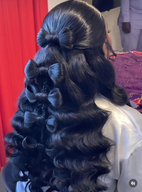 solé (@layxsnv) on X Girly Hairstyles, Frontal Wig Hairstyles, Sew In Hairstyles, Bow Hairstyle, Dope Hairstyles, Cornrow Hairstyles, Luxury Hair, Sew In, Baddie Hairstyles