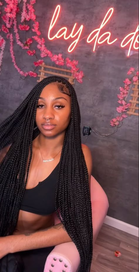 Full Small Knotless Braids, Small Knotless Box Braids Long, Small Box Braids Hairstyles, Braided Hairstyles For Black Women Cornrows, Hair For Black Women, Hairstyles Pictures, Big Box Braids Hairstyles, Goddess Braids Hairstyles, Box Braids Hairstyles For Black Women