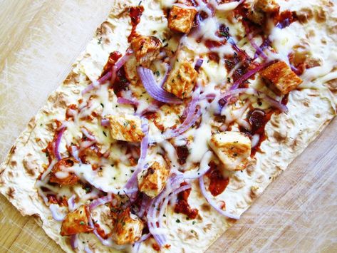 Things To Make With Lavash Bread, Lavash Pizza Recipes, Lavosh Recipe Ideas, Lavash Recipe Ideas, Lavash Bread Recipe Ideas, Keto Lavash Bread Ideas, Lavish Bread Wraps, Lavish Bread Recipes, Lavash Wrap Ideas