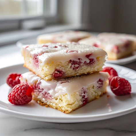 Raspberry Lemonade Bars Raspberry Cookie Bars Recipes, Raspberry Cookie Bars, Raspberry Lemonade Cake, Lemonade Bars, Raspberry Cookie, Cinnamon Bread Easy, Hacks For Home, Lemonade Cake, Lemonade Bar