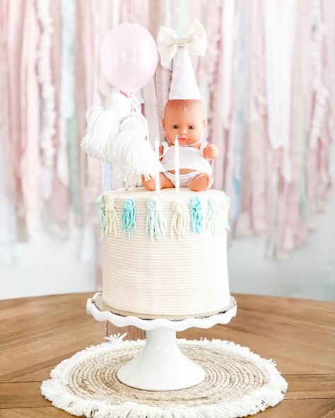 Be A Doll And Bring One Two, Babydoll Birthday Party Ideas, Baby Doll Brunch Birthday, Baby Doll Party Theme, Baby Doll Themed Birthday Party, Babydoll Birthday Party, Baby Doll Birthday Cake, Baby Doll Birthday Party Ideas, Baby Doll Birthday Party