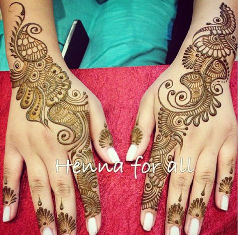 Very very nice design Mehndi Designs 2018, Bridal Mehendi Designs Hands, Henna Art Designs, Henna Body Art, Mehndi Design Pictures, Modern Mehndi Designs, Beautiful Henna Designs, Wedding Mehndi Designs, Mehndi Designs Front Hand