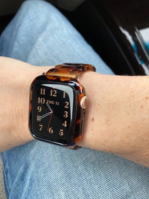 Tortoise Shell Apple Watch Band, Tortoise Apple Watch Band, Vintage Apple Watch Band, Designer Apple Watch Bands, Fancy Apple Watch Bands, Chic Apple Watch Band, Pretty Apple Watch Bands, Tortoise Shell Accessories, Styling Apple Watch