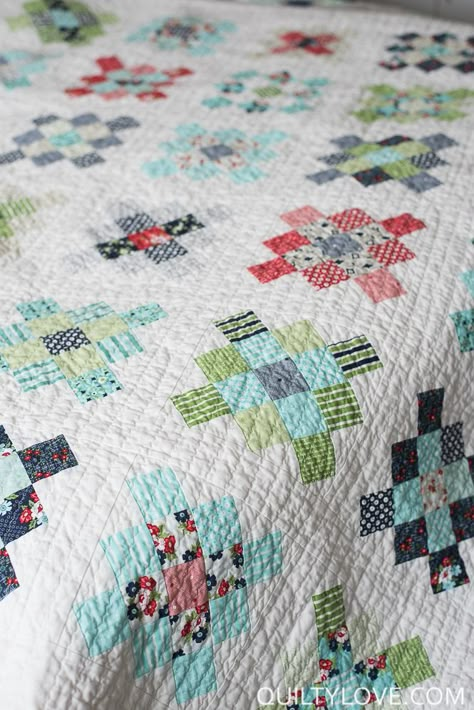 1930s Quilt Patterns, Granny Square Quilt, Squares Quilt, Square Quilts, Hand Quilting Patterns, Walking Foot Quilting, Jelly Roll Quilts, Jelly Roll Quilt Patterns, Quilting Designs Patterns