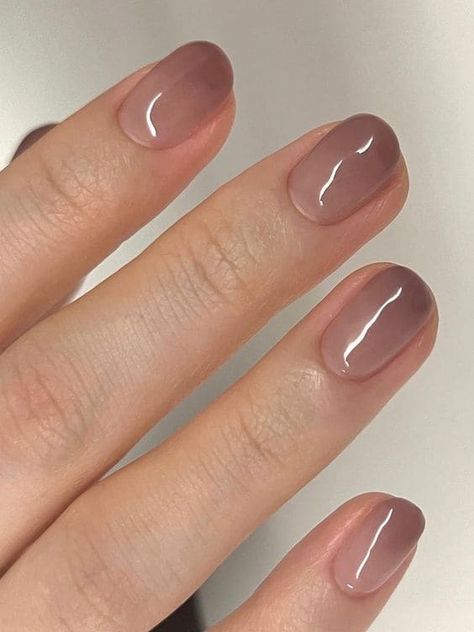 dark jelly Korean ombre nails Transparent Grey Nails, Simple Formal Nail Designs, Korean Nails Designs Winter, Sheer Short Nails, Gray Jelly Nails, Grey Korean Nails, Korean Nails Winter, Gray Ombre Nails, Gradation Nail