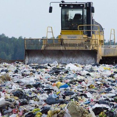 Studying Modern Landfills to See How Designers Can Contribute to Re-Thinking “Waste” - Core77 Apartment Composting, Waste To Energy, Types Of Waste, Landfill Waste, Hazardous Waste, Solid Waste, La Pollution, Swedish Fashion, Kanazawa