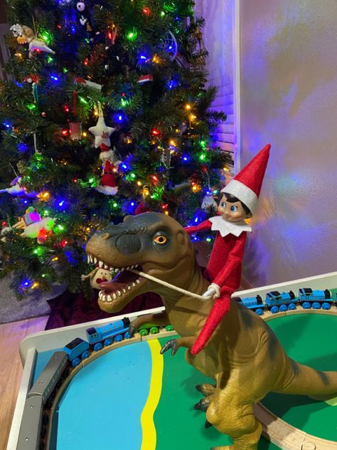 Cowboy Elf On The Shelf Ideas, Elf On The Shelf With Dinosaurs, Dinosaur Elf On The Shelf Ideas, Elf On The Shelf Dinosaur Ideas, Elf Dinosaur, Elf On The Shelf Dinosaur, Dinosaur Classroom, Elf Ideas Easy, Dinosaur Balloons