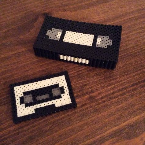 Band Pearler Beads, Perler Bead Phone Stand, Dj Perler, Cassette Tape Perler Beads, Perler Bead Record Coasters, Perler Bead Gameboy, Hammer Beads, Vhs Cassette, Bead Matted