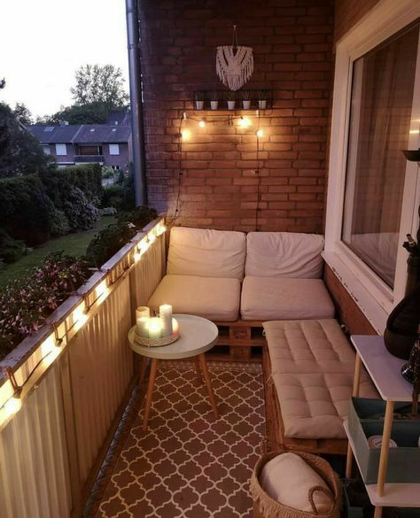 Launch Decor Ideas, Small Living Room Decor Ideas, Small Apartment Balcony Ideas, Minimalist Living Room Decor, Minimalist Living Room Design, First Apartment Decorating, Small Living Room Design, Minimalist Kitchen Design, Small Living Room Decor