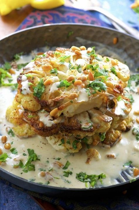 Plantbased Dinner, Cauliflower Steaks Recipes, Cauliflower Steak, Roasted Cauliflower Steaks, Cauliflower Steaks, Vegan Cauliflower, Delicious Vegetables, Mediterranean Dishes, Mediterranean Diet Recipes