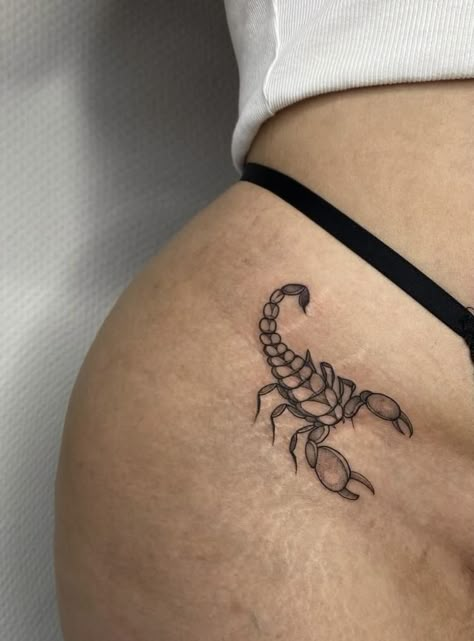 Artsy Tattoos, Waist Tattoos, Scorpio Tattoo, Scorpion Tattoo, Hip Tattoos Women, Petite Tattoos, Pretty Tattoos For Women, Cute Tattoos For Women, Discreet Tattoos