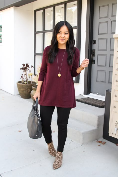 Maroon tunic sweater + black skinny pants + leopard print booties with kitten heel + grey bag Substitute Teacher Outfits Winter, Diana Outfits, Business Casual Outfits Winter, Tunic Outfit, Old Navy Outfits, Business Casual Winter, Leopard Print Boots, Print Boots, Simple Wardrobe