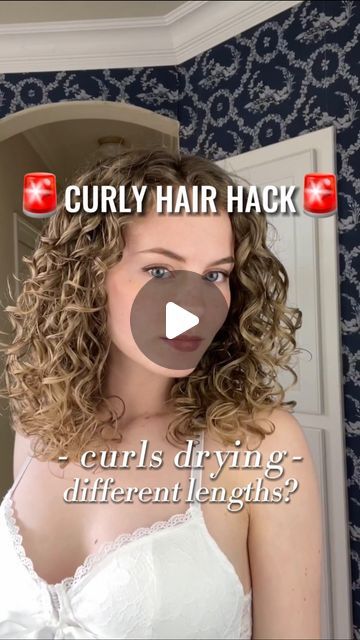 Camryn’s Curls | Curly Hair Tips & Tutorials on Instagram: "Do your curls dry different lengths? Then try this curly hair hack and let me know if it works for you!  #curlyhairtips #curlyhairhacks #curlyhairtutorial #camrynscurls #curlyhairdiffusing" How To Style Natural Curly Hair, How To Dry Curly Hair, Dry Curly Hairstyles, Cantu Curly Hair, Curly Hair Work Styles, Big Curly Hair Tutorial, Curly Hair Hacks, S Curls, Curly Styling