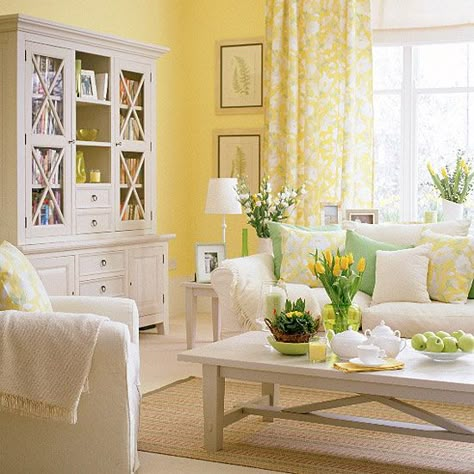 Another example of the way the sun can love a yellow-walled room -- though the lighting in this shot is fake. Living Room With Yellow Walls, Room With Yellow Walls, Spring Living Room, Yellow Curtains, Shabby Chic Living, Yellow Room, Yellow Living Room, Shabby Chic Living Room, Chic Living Room