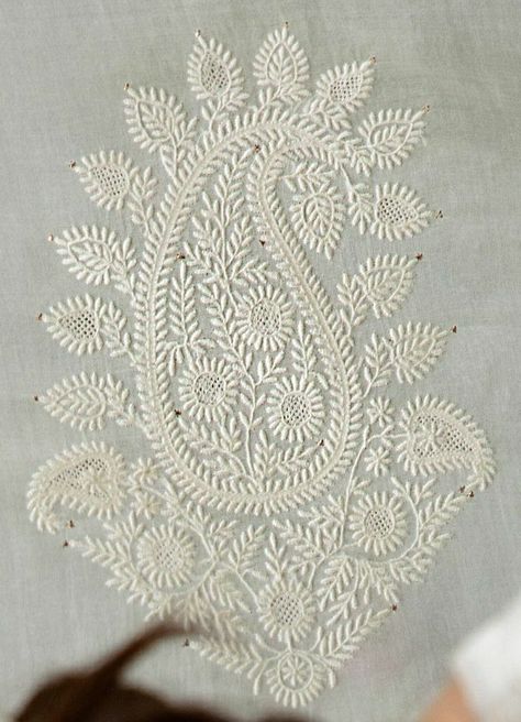 Chicken Kari Embroidery Motif, Chikenkari Design Motifs, Chickenkari Motifs Embroidery, Chicken Kari Embroidery Designs, Chikankari Embroidery Motifs Design, Chikankari Motifs Design, Chickenkari Embroidery Motifs, Chikankari Designs Hand Embroidery, Chikankari Embroidery Motifs Pattern