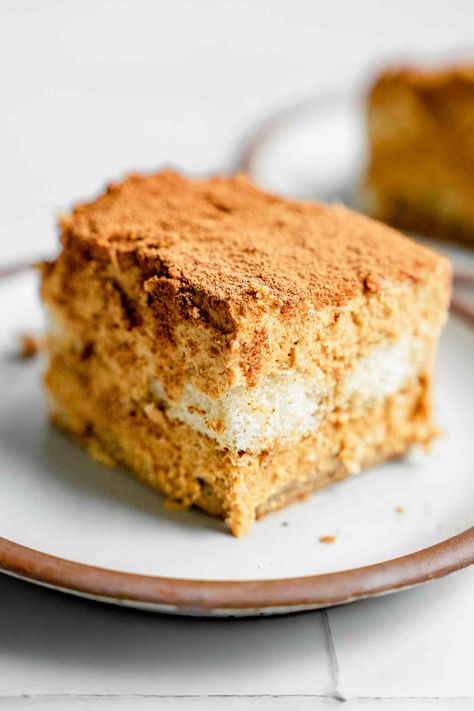 Pumpkin Cream Tiramisu, Pumpkin Tiramisu Recipe, Pumpkin Savory Recipes, Pumpkin Tiramisu, Personal Desserts, Thanksgiving Dessert Recipes, Homemade Tiramisu, Thanksgiving Spread, Autumn Dessert