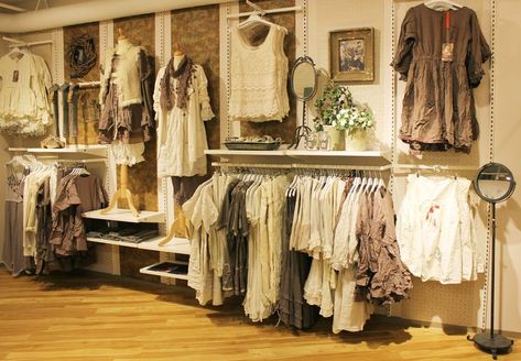 Check out our blog!! Get Organized Early Ladies!! Clothing Store Layout, Clothing Display Ideas Boutiques, Feminine Interior, Luxury Clothing Store, Display Visual Merchandising, Closet Idea, Plan Garage, A Clothing Store, Dress Up Clothes