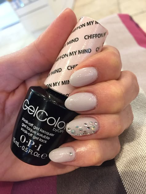 OPI Chiffon My Mind gel polish mani on oval nails with opalescent crystals! Opi Chiffon My Mind, Gel Opi, Opi Gel Nail Polish, Opi Gel Nails, Best Gel Nail Polish, Nail Art Gel, Gel Nail Colors, Nails Gel, Oval Nails