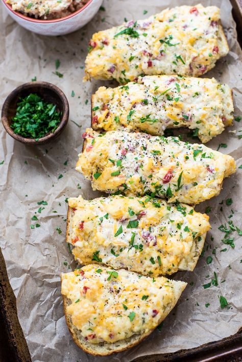 Pimento Cheese French Bread is a fun way to bring more pimento cheese in your life! It is the perfect appetizer or snack! @jalanesulia Cheese French Bread, Super Bowl Finger Foods, Avocado Appetizer, Boat Snacks, Fancy Appetizer Recipes, Finger Food Recipes, Pimento Cheese Recipes, French Bread Pizza, Bite Size Food