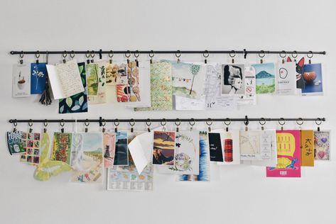 5 Ways to Display your Travel Finds at Home | The Pamplemousse Papers Vintage Postcard Display, Postcard Display, Postcard Wall, Val D Orcia, Travel Wall Decor, Free Postcards, Garage Sale Finds, Craft Booth Displays, Travel Finds