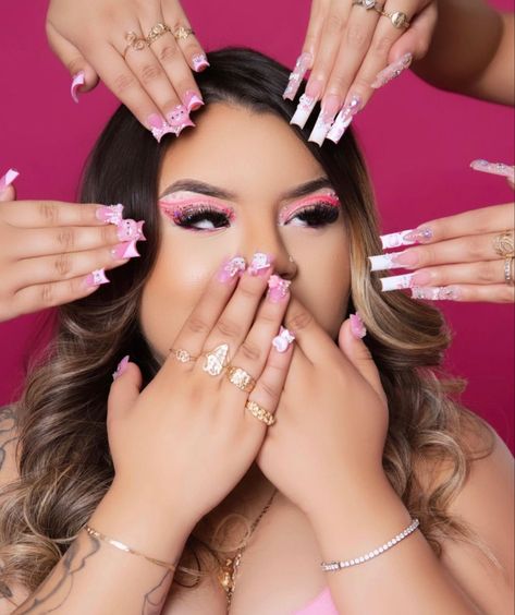 Photo Shoot Nail Ideas, Nail Tech Graduation Pictures, Dora Nails, Nail Tech Headshots, Cosmetology Photoshoot Ideas, Nail Tech Photoshoot Ideas, Nail Tech Photoshoot, Nail Photoshoot Ideas, Cosmo Photoshoot