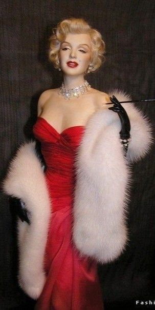 Old Hollywood Prom, Hollywood Glam Dress, Hollywood Glamour Dress, Marilyn Monroe Outfits, Look Gatsby, Hollywood Prom, Old Hollywood Dress, Monroe Dress, Glamour Outfit