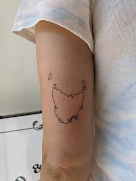 Tasmania Tattoo Ideas, Totem Tattoo, Outline Tattoo, Simplistic Tattoos, Matching Tattoos, Minimalist Tattoo, Tasmania, Tatting, Tattoo Ideas