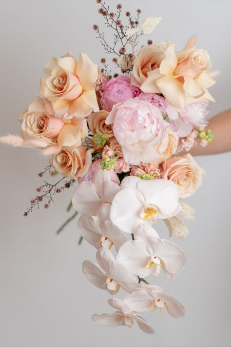 Filipiniana Wedding Theme, Peach Wedding Bouquet, Orchid Bouquet Wedding, Blush Bouquet Wedding, Simple Wedding Bouquets, Peach Bouquet, Bridal Bouquet Peonies, Pastel Bouquet, Cascading Wedding Bouquets