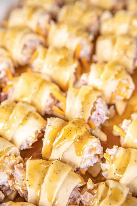 Ham And Cheese Baked, Breakfast Parties, Savory Butter, Easy Biscuit, Crescent Recipes, Cheese Baked, Brown Sugar Glaze, Plain Chicken, Best Appetizer Recipes