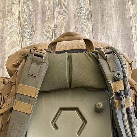 NIGHT FIGHTER on Instagram: "Upgraded the Alice with a USMC issued FILBE bag and 4 sustainment pouches. For about $100 it’s been expanded to the volume of a MALICE pack. There’s 300 oz of water in this ruck. Sustainment pouches from @venture_surplus FILBE Bag from @sportsmansguide Straps, hip belt, back pad from @dust_aspirations @qoreperformance Ice Plate mounted to the frame #ruck #fieldgear #sustainment" Alice Pack, Hip Belt, The Frame, Pouch, Frame, Water, Quick Saves, Instagram