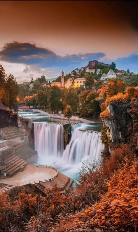 Jajce waterfalls in Central Bosnia on Pliva river. On top is famous Jajce fortress. Jajce Bosnia, Sarajevo Bosnia, Balkans Travel, Macedonia, Countries Of The World, Places Around The World, Albania, Slovenia, Rafting