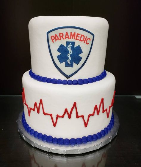 Paramedic Birthday Party, Paramedic Cake, Paramedic Graduation Party, 21 Cake Ideas, Paramedic Party, Surprise Graduation Party, Ambulance Cake, Emt Graduation, Paramedic Graduation