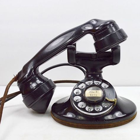 Retro Phones, Rotary Telephone, Antique Phone, Antique Telephone, Vintage Phone, Phone Logo, Telephone Booth, Retro Phone, Vintage Phones