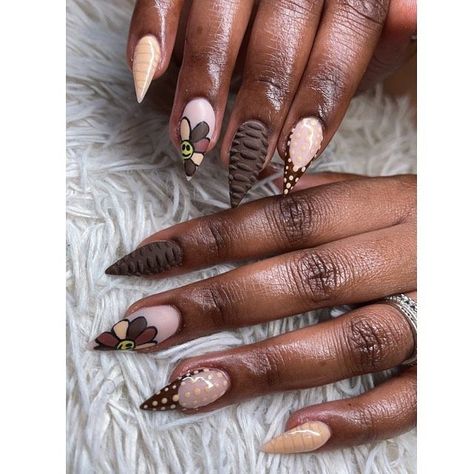 Fall Nail Designs Matte, Brown Fall Nails Designs, Nails In Brown, Matte Brown Nails, November Nail, November Nail Designs, November Nails, Matte Nails Design, Thanksgiving Nails