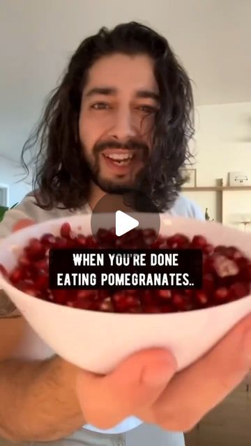 Unravel Talks on Instagram: "Unlock the Hidden Powers of Pomegranate Peels! 🍇🌟  Hey everyone! Did you know that pomegranate peels, which most of us toss without a second thought, are packed with incredible health benefits? Today, I'm excited to show you how to harness these benefits and make the most out of every part of this superfruit!  Pomegranates are celebrated for their nutritional value, but their peels are often overlooked. Rich in antioxidants, anti-inflammatory, and antibacterial properties, these peels can be transformed into various health-boosting remedies. In this video, I'll guide you through simple and effective ways to use pomegranate peels, from creating skincare products to enhancing your teas and more!  👉 Stay tuned as we explore:  How to dry and powder pomegranate p Pomegranate Oatmeal Recipes, Frozen Pomegranate Seeds, Peel Pomegranate How To, Pomegranate Peeling Hacks, How To Peel Pomegranate Easily, How To Peel A Pomegranate, How To Eat A Pomegranate, Pomegranate Benefits For Women, How To Eat Pomegranate