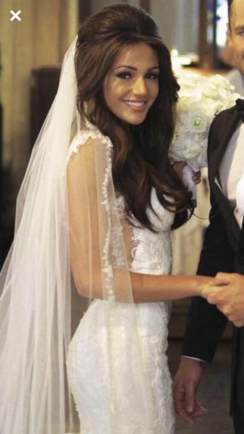 Michelle Keegan Wedding, Vegas Bride, Retro Wedding Hair, Dark Brunette Hair, Bouffant Hair, Wedding Hairstyles With Veil, Long Hair Wedding Styles, Wedding Hair And Makeup, Big Hair