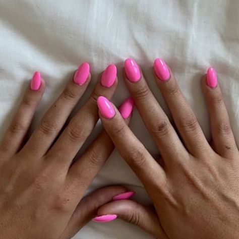 Not Pink Nails, Barbie Outfit Accessories, Light Pink Nails Almond Shape, Barbie Nails Aesthetic, Neon Pink Almond Nails, Barbie Aesthetic Nails, Almond Shaped Nails Pink, Pink Nails Round, Bright Pink Almond Nails