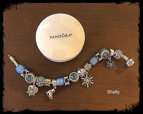 Pandora bracelet in blue on Starry Night Sky clasp bracelet. Winter Wonderland/Snowflake theme. Pandora Bracelet Aesthetic Blue, Pandora Winter Bracelet, Pandora Bracelet Blue Theme, Pandora Christmas Bracelet, Themed Pandora Bracelet, Blue Pandora Bracelet, Pandora Snowflake, Pandora Winter, Pandora Design