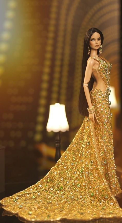 Gold Couture, Barbie Miss, Bridal Lehenga Designs, Miniature Dress, Barbie Wedding Dress, Doll Things, Barbie Fashionista Dolls, Barbie Family, Glamour Dolls